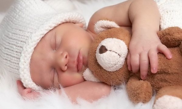 5 μύθοι και αλήθειες για τον ύπνο του μωρού!