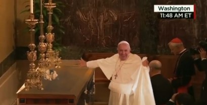 Το απίθανο κόλπο του Πάπα Φραγκίσκου [βίντεο]