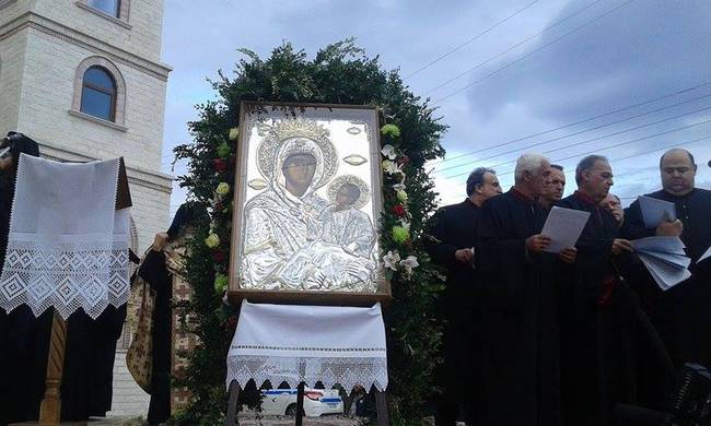 Πτολεμαΐδα: Η εικόνα της Παναγίας Εσφαγμένης από τη Μονή Βατοπαιδίου [βίντεο]