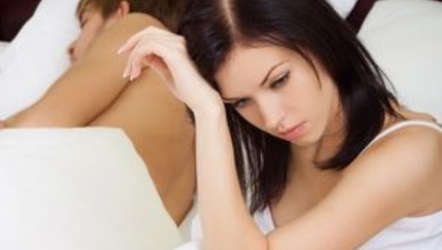 Έρευνα: Αν μια γυναίκα κάνει “αυτό” στον έρωτα … τότε είναι πιο πιθανό να σας απατήσει!