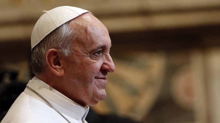 Το Βατικανό διαψεύδει ότι ο Πάπας έχει διαγνωστεί με όγκο στον εγκέφαλο