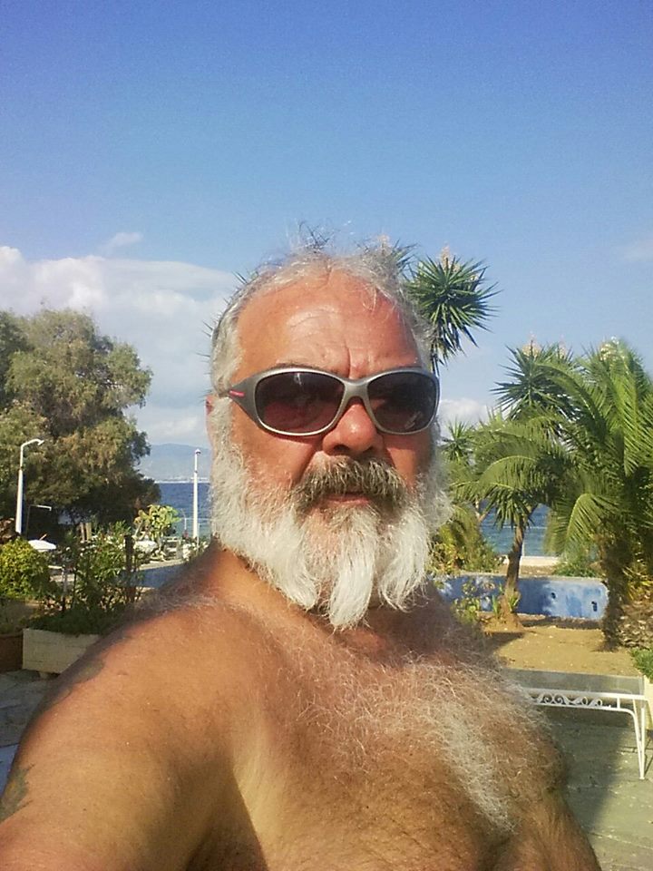 Θα μείνετε! Πώς είναι σήμερα ο «Μπίλιας» από το «Ρόδα, τσάντα και κοπάνα» - Φωτογραφία 2