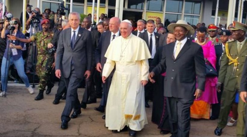 Ο Πάπας στην Ουγκάντα: ”Η αντιμετώπιση των προσφύγων ένδειξη ανθρωπιάς”
