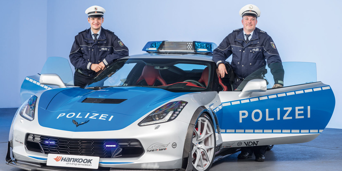 Η γερμανική αστυνομία… τρέχει με Corvette! [βίντεο]