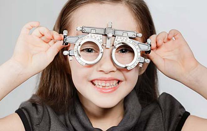 Σε ποια ηλικία πρέπει να γίνει η πρώτη οφθαλμολογική εξέταση στο παιδί;