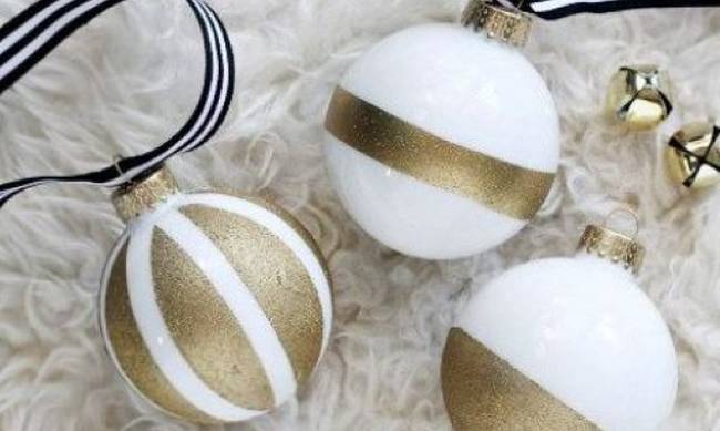 Φτιάξε αυτές τις χριστουγεννιάτικες μπάλες… μέσα σε λίγα μόλις λεπτά!