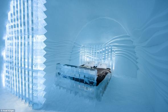 Σουηδία: To πρώτο ξενοδοχείο από πάγο ανοίγει τις πόρτες του στους επισκέπτες! [φωτό]