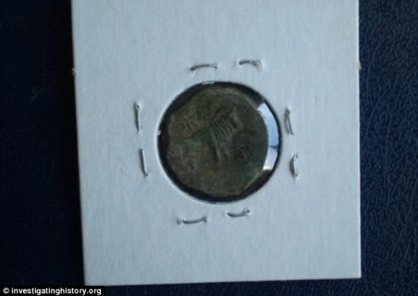 2F77F79B00000578-3364818-image-a-17_1450386074290