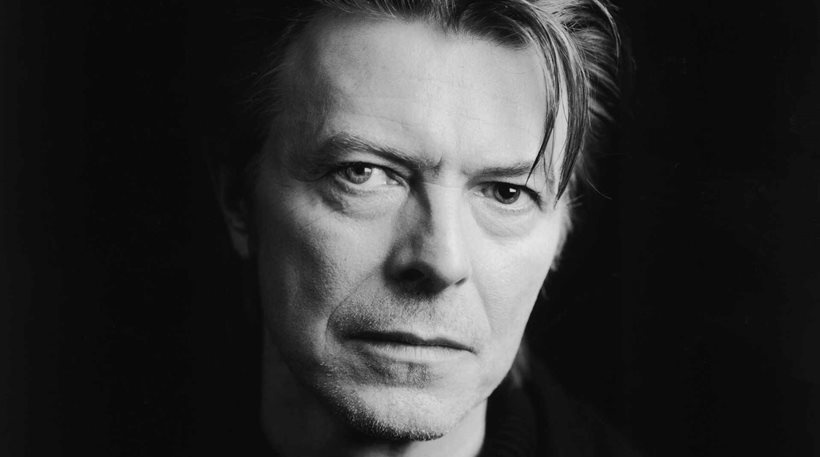 Σε διάστημα μόλις 4 ωρών από το θάνατο του Bowie καταγράφηκαν περισσότερα από 3 εκατ. tweets