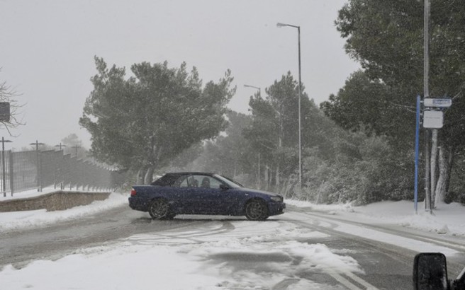 Από το μεσημέρι σημειώνονται ισχυρές χιονοπτώσεις στη Λέσβο