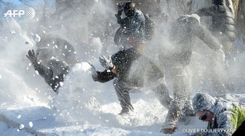 ΗΠΑ: Τζεντάι επιδίδονται στον “Πόλεμο του Χιονιού” στην Ουάσινγκτον!