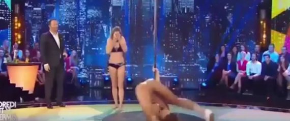 Η επική τούμπα της πρώην «Μις Γαλλία» στο pole dancing (βίντεο)