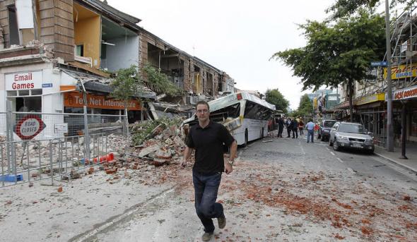 Εικόνες καταστροφής από την ώρα του σεισμού στη Νέα Ζηλανδία (φωτό, βίντεο)