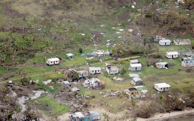 Καταστροφικό το πέρασμα του κυκλώνα Ουίνστον από τα Φίτζι – 17 οι νεκροί [βίντεο]