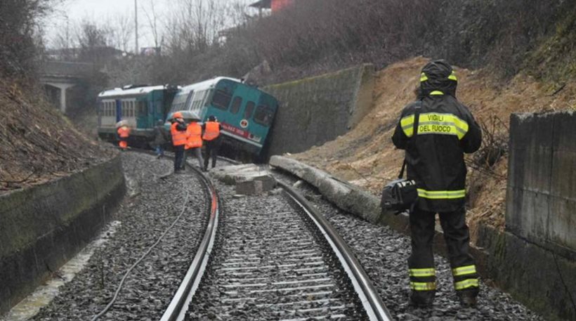 Σφοδρές βροχοπτώσεις στην Ιταλία: Δύο νεκροί από την κακοκαιρία – Εκτροχιάστηκε τρένο
