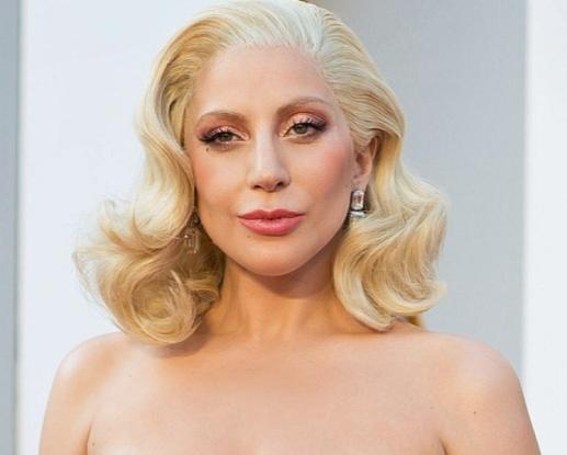 Η Lady Gaga μίλησε για τον βιασμό της: Θεωρούσε ότι έφταιγε αυτή… (φωτό)