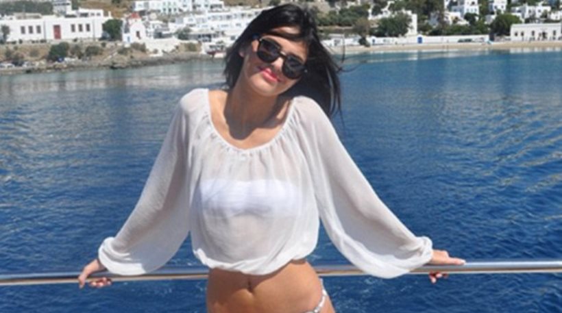 Η Kendall Jenner ονειρεύεται τις ομορφιές της Ελλάδας (φωτό)