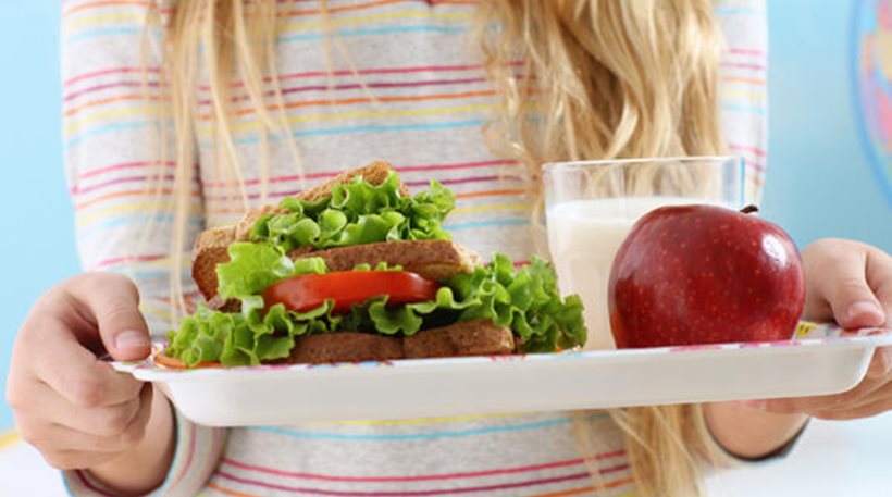 Έρευνα: Οι μαθητές που τρώνε κολατσιό έχουν υγιέστερο βάρος