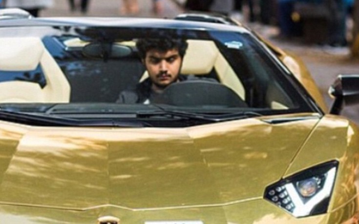 Ο Σαουδάραβας playboy με τα χρυσά αυτοκίνητα και το τσιτάχ- Όταν το χρήμα δεν κρύβεται… (φωτό)