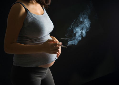 Τσιγάρο και έμβρυο: Τί αποκαλύπτουν οι επιστήμονες για την πιο βλαβερή συνήθεια μας!
