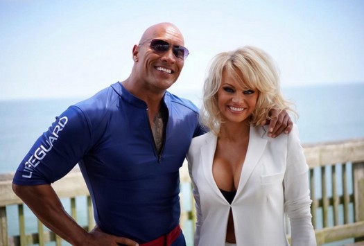 Baywatch: H Pamela Anderson επιστρέφει (φωτό-βίντεο)