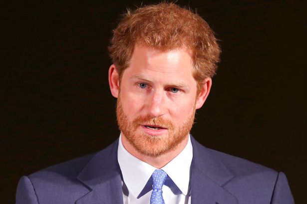 Βρετανία: Οργή για τις αποκαλύψεις του Χάρι – «Θέλει να κατεδαφίσει την βασιλική οικογένεια»