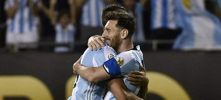 Σόου Μέσι στο Κόπα Αμέρικα με τρία γκολ – Πρόκριση για την Αργεντινή μετά τη νίκη 5-0 επί του Παναμά [βίντεο]