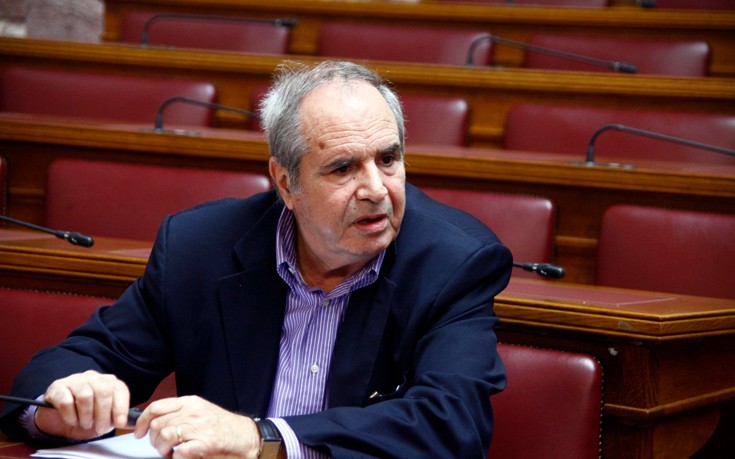 Σ.Παναγούλης: «Θα ψηφίσω «παρών» στην κατάργηση του μπόνους των εδρών»