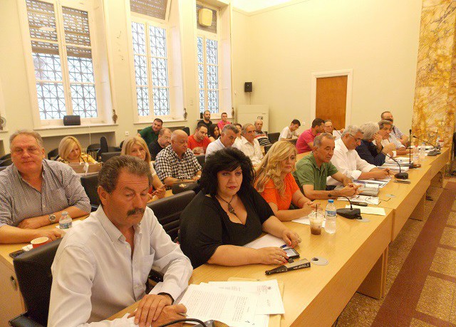 Αγρίνιο:Ένταση και νεύρα στο Δημοτικό Συμβούλιο