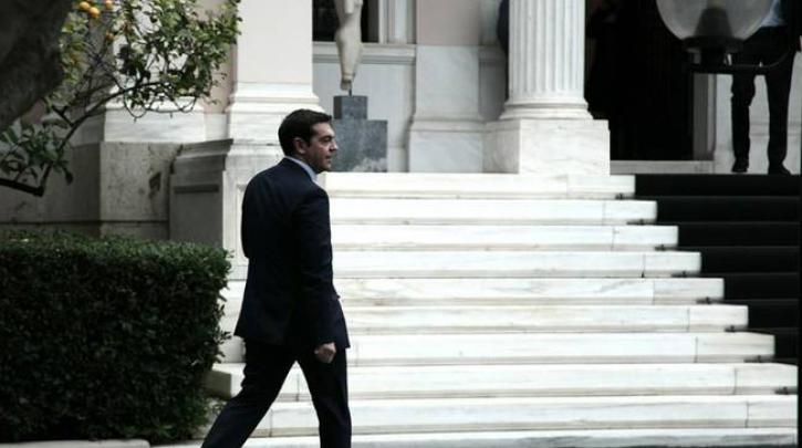 Το ενδεχόμενο μείωσης του πλαφόν εισόδου στη Βουλή επανεξετάζει ο Α.Τσίπρας