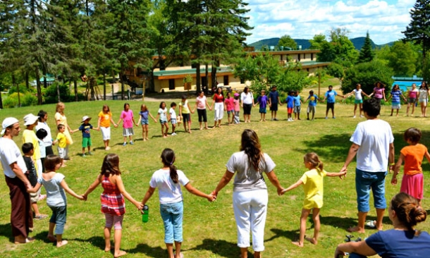 Ο Δήμος Πατρέων προσφέρει κατασκήνωση για παιδιά λαϊκών οικογενειών