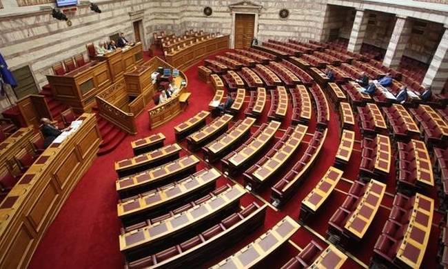 Βουλή: Η συζήτηση για τον εκλογικό νόμο – Live
