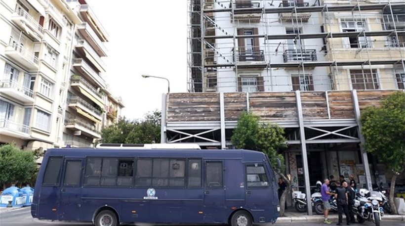 ΣΥΡΙΖΑ: «Εγχειρήματα αλληλεγγύης» οι καταλήψεις κτιρίων