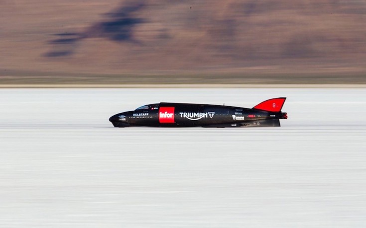 Εξωπραγματικό ρεκόρ 441 χλμ/ώρα για την Triumph Infor Rocket Streamliner [φωτό & βίντεο]