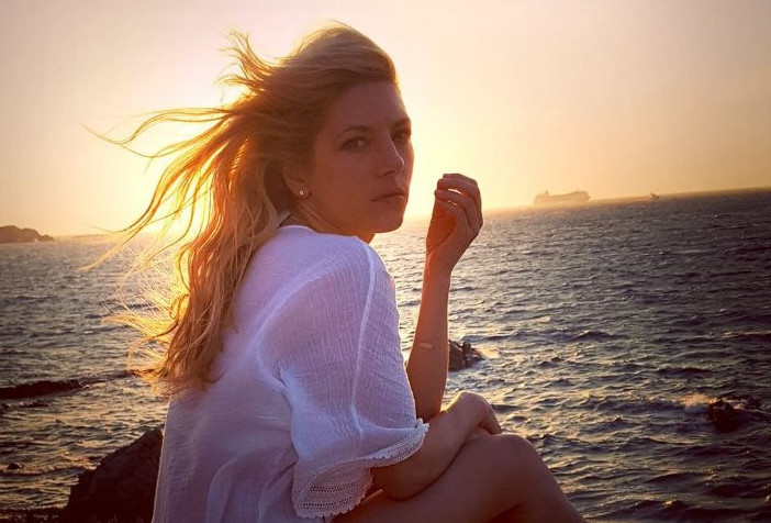 Νέες φωτογραφίες από τα καταγάλανα νερά του Αιγαίου δια χειρός Κάθριν Γουίνικ