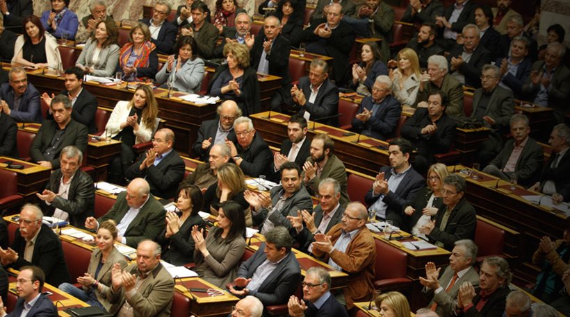O Ν. Βούτσης ανακοίνωσε τον προϋπολογισμό της Βουλής: Μειωμένες κατά 4,5 εκατ ευρώ οι δαπάνες