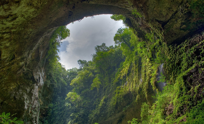 Son Doong: Η μεγαλύτερη σπηλιά στον κόσμο βρίσκεται στο Βιετνάμ (φωτό, vid)