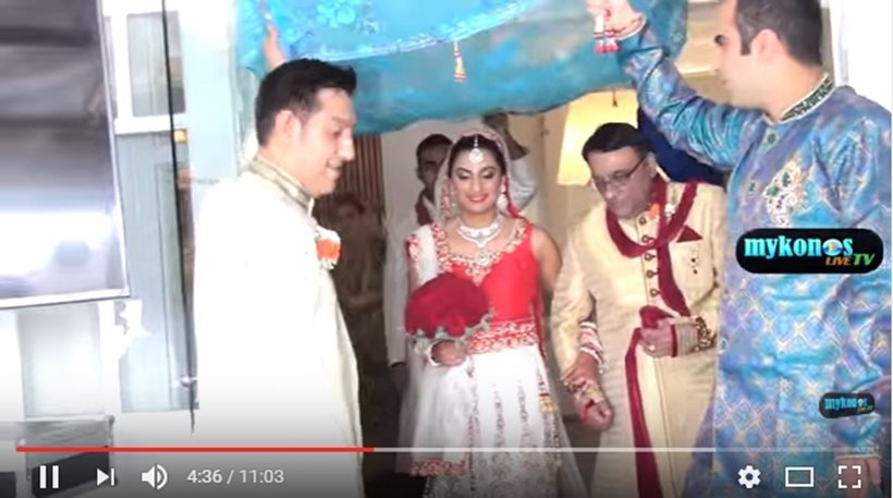 Βίντεο: Ινδικός γάμος «μπόλιγουντ» σε παραλία της Μυκόνου
