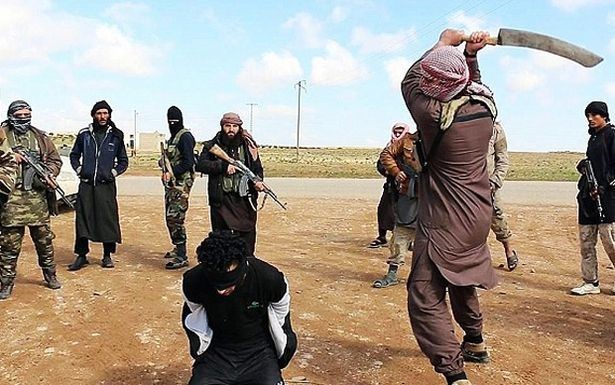 Το ISIS διαφεύγει ανενόχλητο από τη Μοσούλη και ρημάζει τις γύρω περιοχές