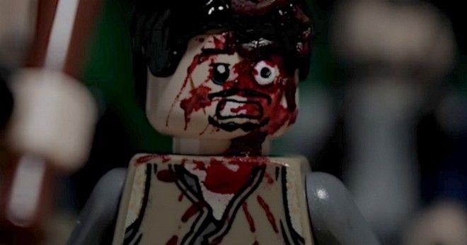 Αιματοβαμμένα Lego σε αναπαράσταση της πρεμιέρας του Walking Dead (φωτό, βίντεο)