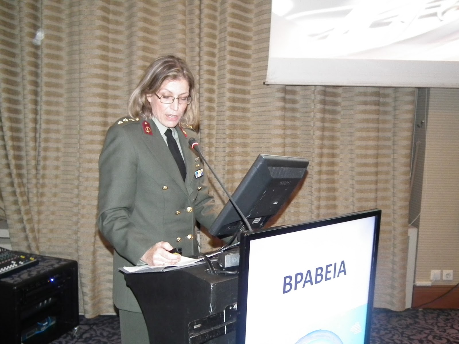 Σπάνιο είδος καρκίνου του μαστού αντιμετώπισαν στρατιωτικοί γιατροί