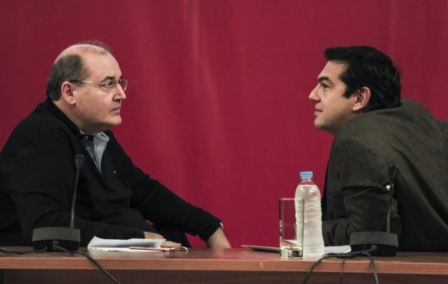Υπό την σκιά της σύγκρουσης Φίλη-Τσίπρα το Πολιτικό Συμβούλιο του ΣΥΡΙΖΑ στην Κουμουνδούρου
