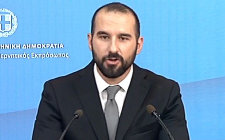 Δ. Τζανακόπουλος στην ενημέρωση των πολιτκών συντακτών: «Η ΝΔ δεν ενδιαφέρεται για την έξοδο από την κρίση» (βίντεο)