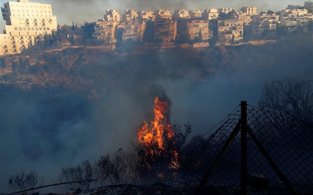 Ισραήλ: Έρευνα για τα αίτια των πυρκαγιών – Μαρτυρίες για «κοκτέιλ μολότοφ»