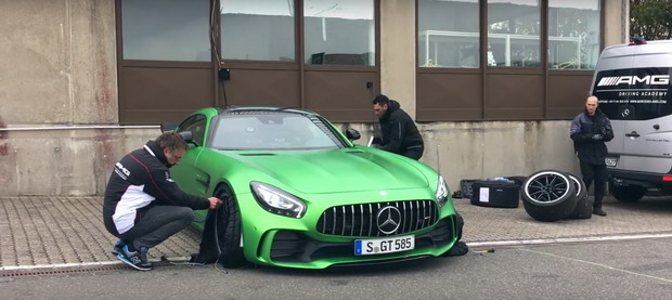 Nürburgring: «Σπάει» τα χρονόμετρα η Mercedes-AMG GT R (βίντεο)
