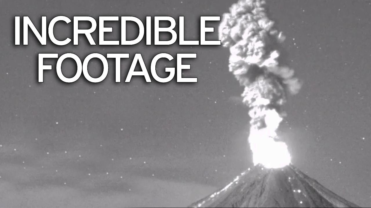 Μεξικό: Το «ηφαίστειο της φωτιάς» εξερράγη 4 φορές κατά την διάρκεια της χθεσινής νύχτας (βίντεο)