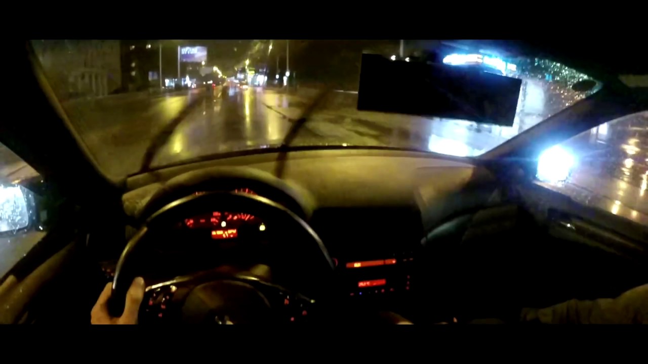 Παράνομο drift στην Τιφλίδα της Γεωργίας με μια BMW 330i Ε46 (βίντεο)