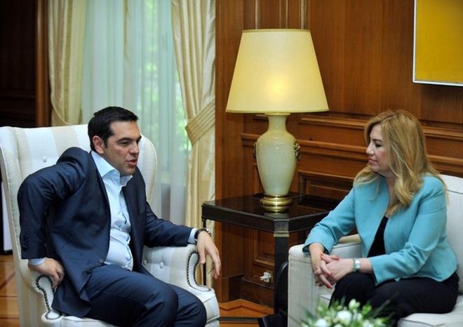 Αλ. Τσίπρας για Κυπριακό: «Θέλουμε λύση με βιώσιμη προοπτική» – Φ. Γεννηματά: «Θετικό ότι ξαναρχίζουν οι συνομιλίες»