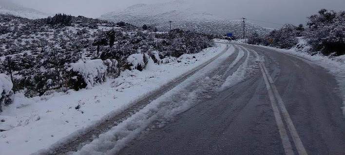 Αποκλεισμένα χωριά από το χιόνι στην Κέρκυρα