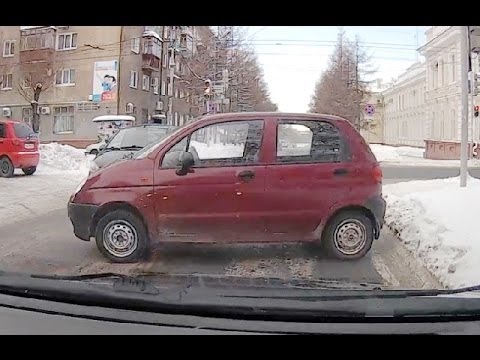 Βίντεο: Τα «ατίθασα» αυτοκίνητα από την Ρωσία